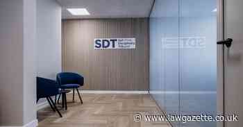 Former Axiom Ince director struck off for altering counsel receipt