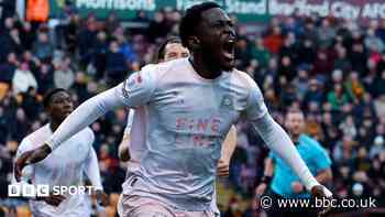 Salford sign Plymouth midfielder Wiredu