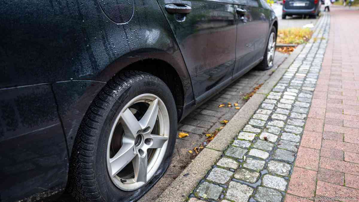Vandalismus in Illerzell: Unbekannter zersticht bei gelbem Auto zwei Reifen