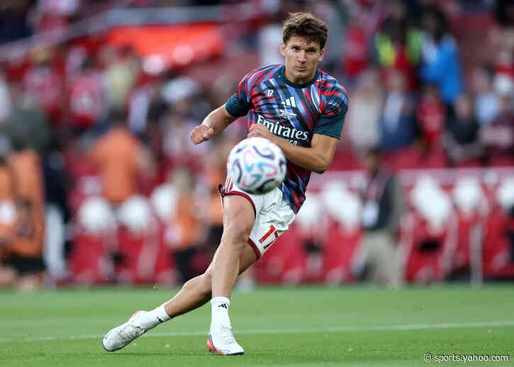 Arsenal star made guest of honour for former club’s derby match