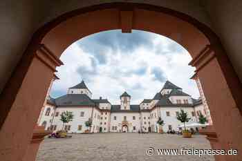 Ausstellung auf Schloss Augustusburg: Eine Million Steine, 13 Themenwelten
