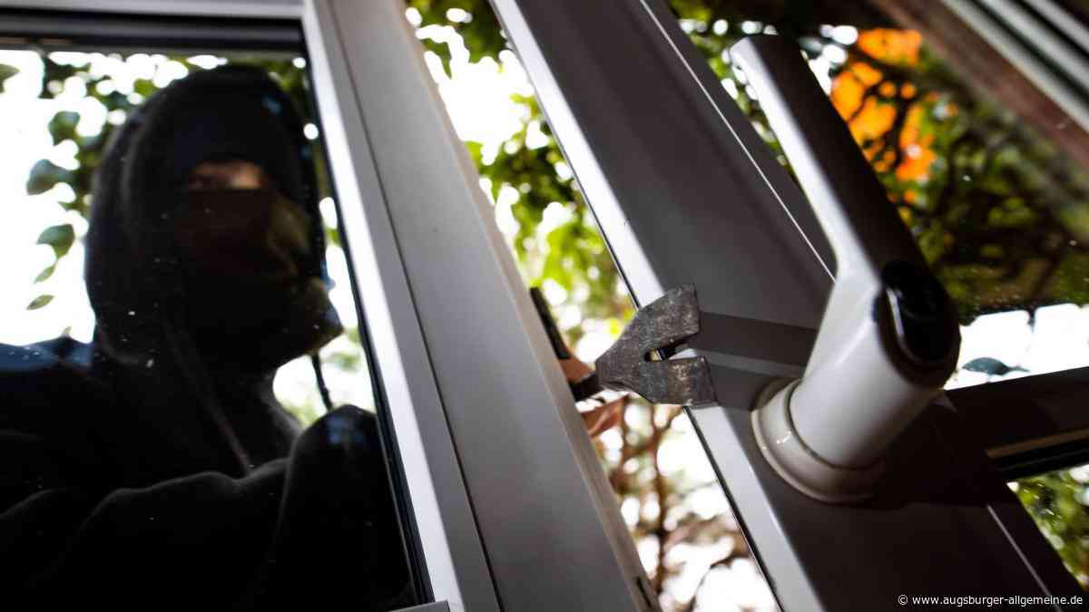 Polizei nimmt nach Einbruch zwei Verdächtige fest