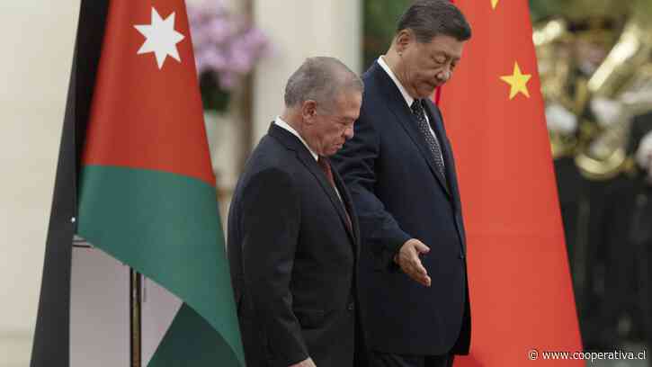 Con el rey de Jordania, Xi Jinping defendió existencia de un Estado palestino