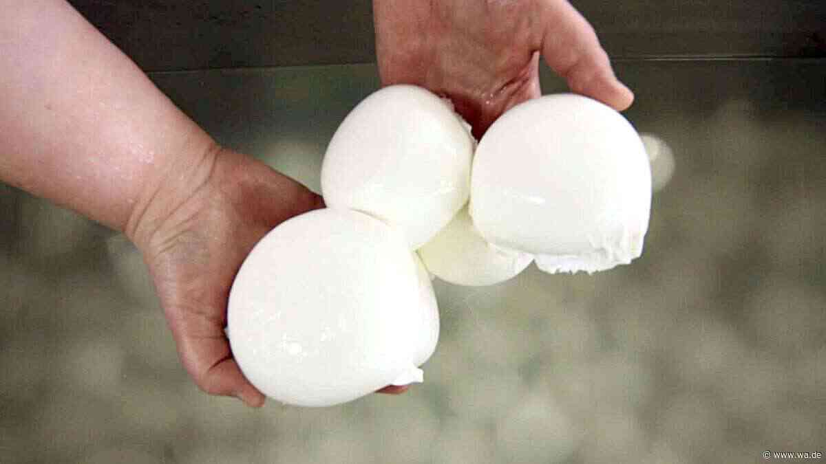 Mozzarella-Wasser als Küchenhelfer: Warum die Flüssigkeit nicht in den Abfluss gehört