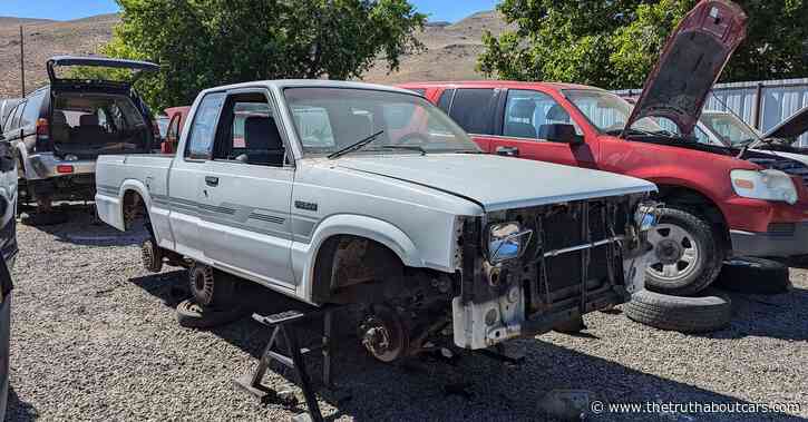 Junkyard Find: 1992 Mazda B2200 SE-5 Cab Plus