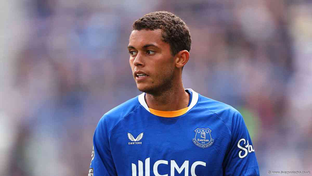 Full confirmed list of Everton summer ins and outs as future of four more players under question