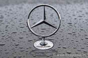 Mercedes-Stern in Plauen abgebrochen