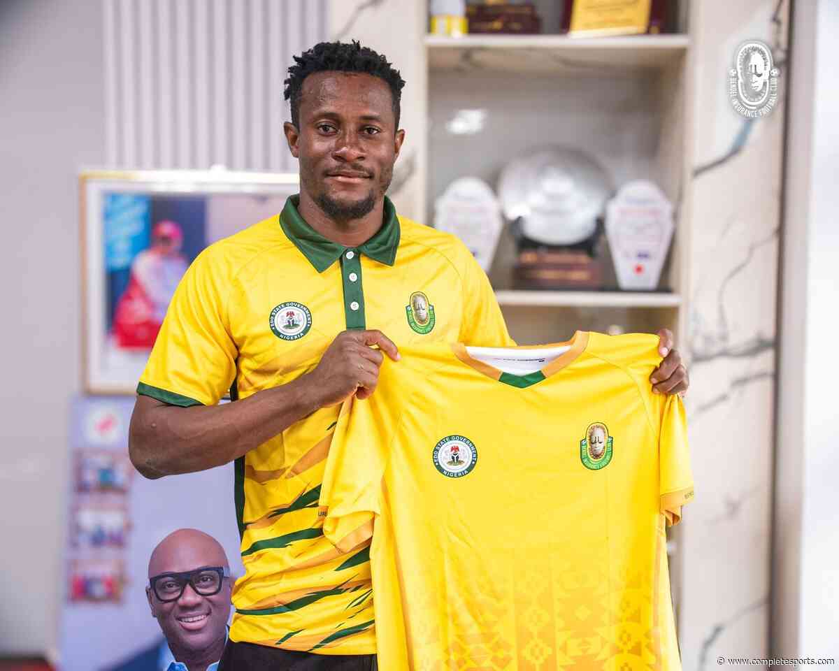 Done Deal: Bendel Insurance Re-Sign Super Eagles Goalkeeper Obasogie