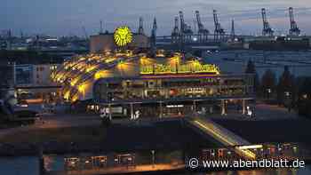 „Der König der Löwen“ feiert Jubiläum in Hamburg – und taucht den Hafen in Gold