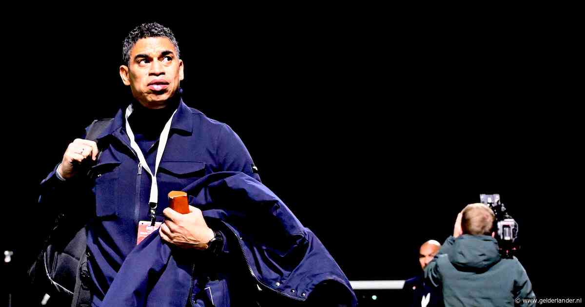 Michael Reiziger laat van zich horen na mislopen bondscoachschap: ‘Niet leuk wat er voorbij is gekomen’