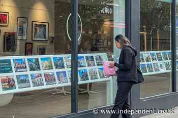 Gazundering: Why is it happening and what should homeowners do if it happens to them?
