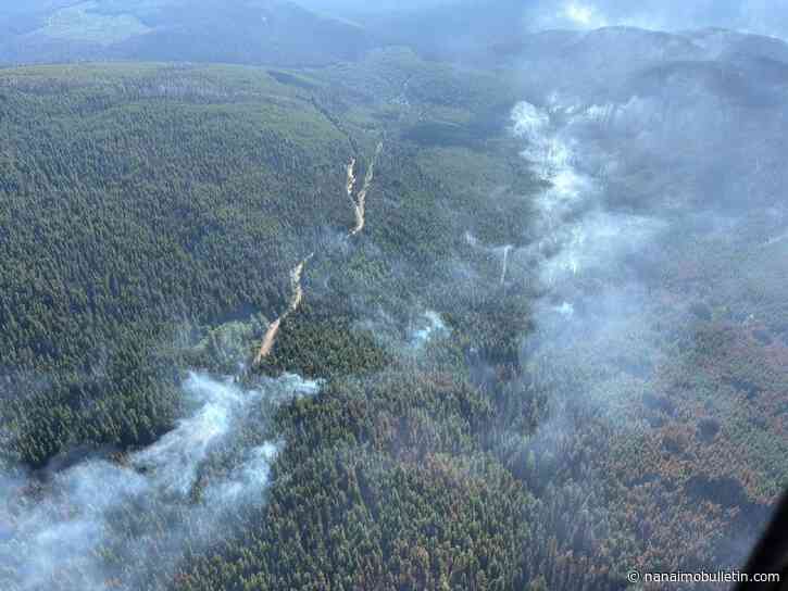 1 evacuation alert rescinded after change in Brunswick Complex fire activity