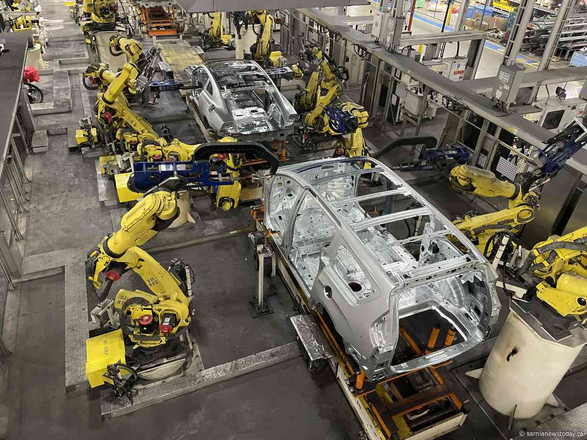Trump threatens more tariffs on auto sector January 1