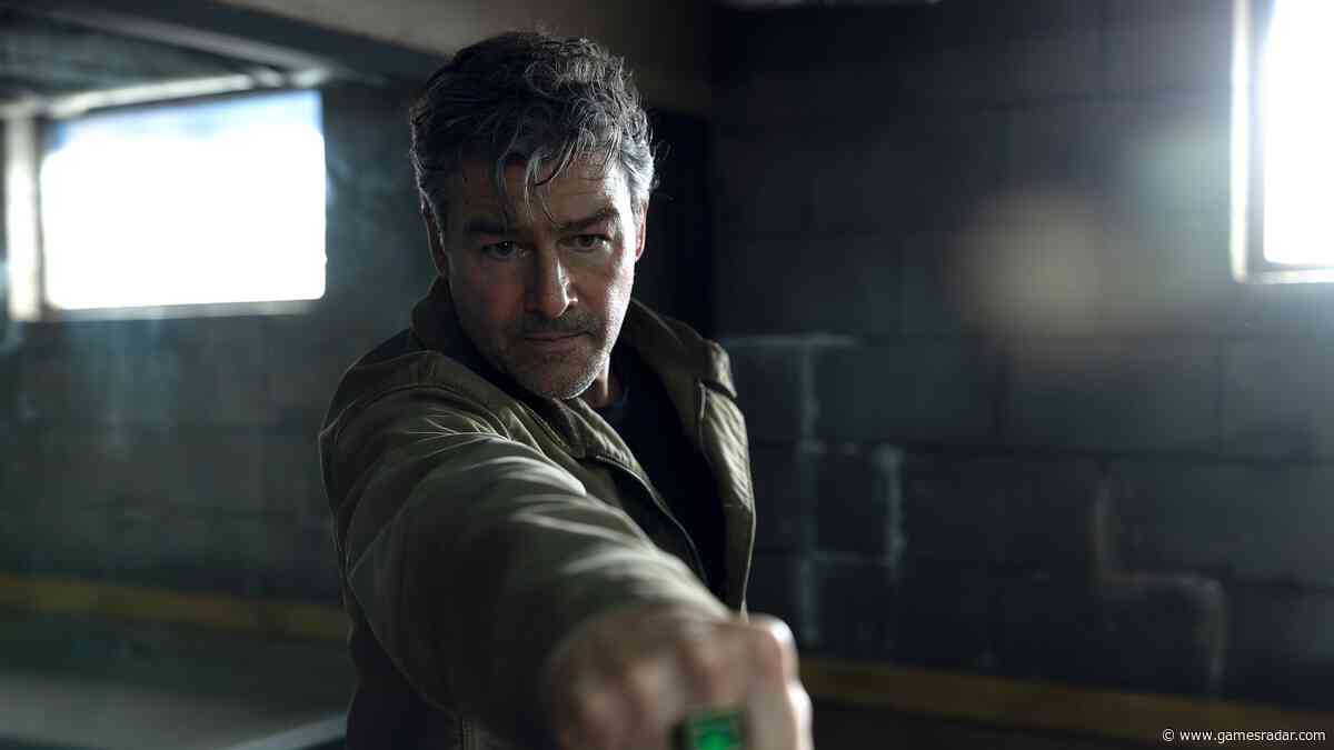 Lanterns writer Damon Lindelof says adaptations shouldn't just copy the source material: "Shouldn’t we be beyond this conversation by now?”