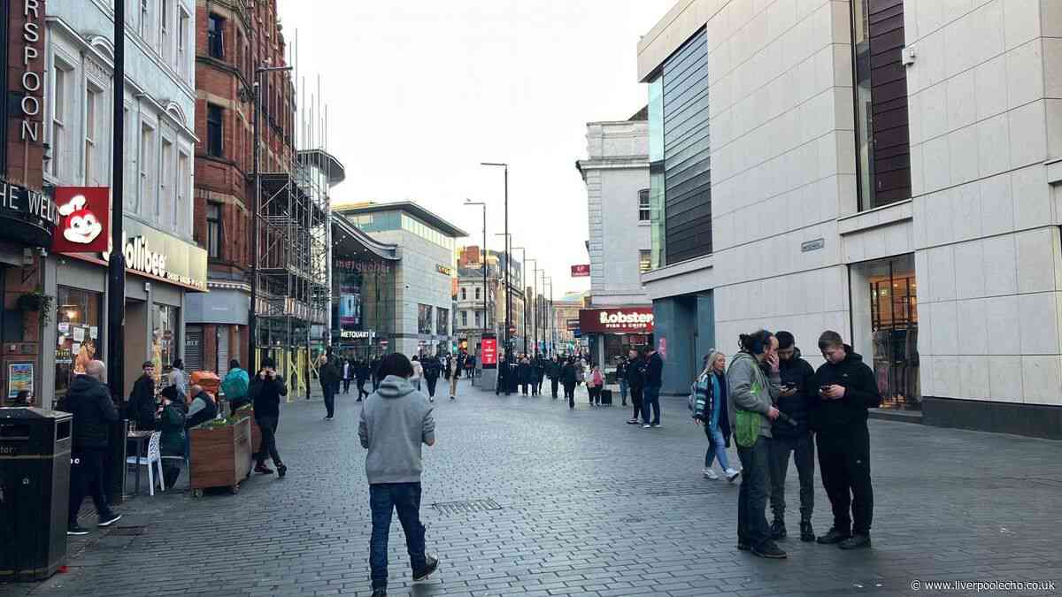 New shop in 'busiest area of Liverpool' despite fears it will leave workers 'less safe'
