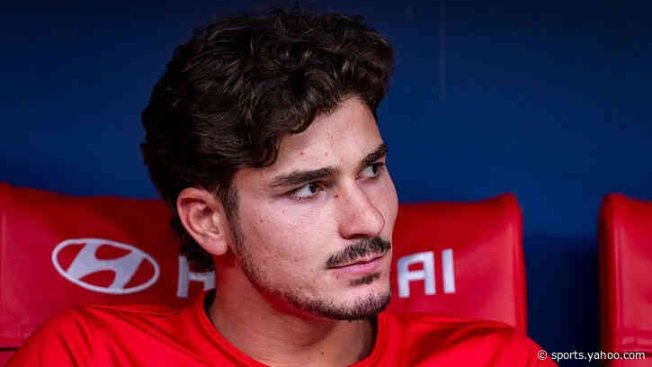 Alvarez's Arsenal dilemma amid summer's most bitter transfer tussle