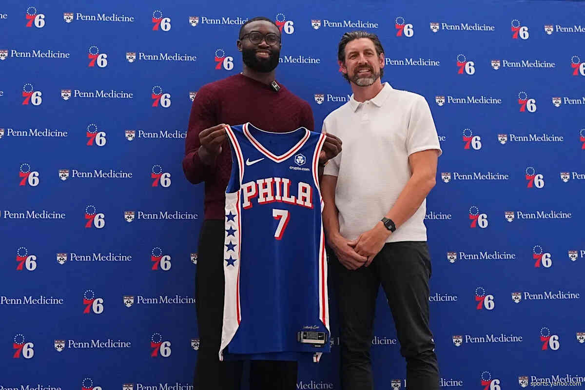 Sixers hosting new merchandise sale at Xfinity Mobile Arena
