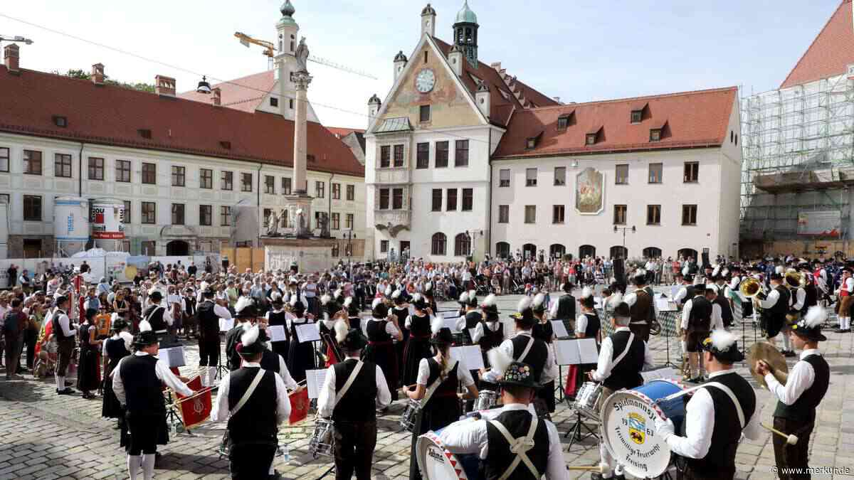 Vom Volksfesteinzug über Seniorennachmittag bis zu beliebten Sportevents: Die Stadt hat alle Hände voll zu tun