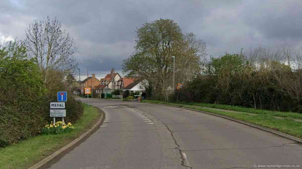 Man banned from drinking after threatening police officer with glass bottle
