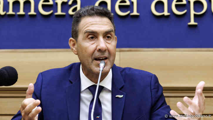 “L’aborto non è un diritto”: il nuovo capitolo del programma di Vannacci. “Abolire unioni civili, stop gender in tv”
