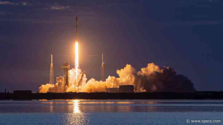 SpaceX will set rocket-reuse record on 100th Falcon 9 launch of the year early Aug. 25: Watch it live