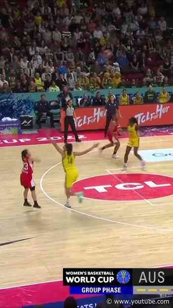 Mai Yamamoto at the #FIBAWWC 2022 was pure entertainment 🍿