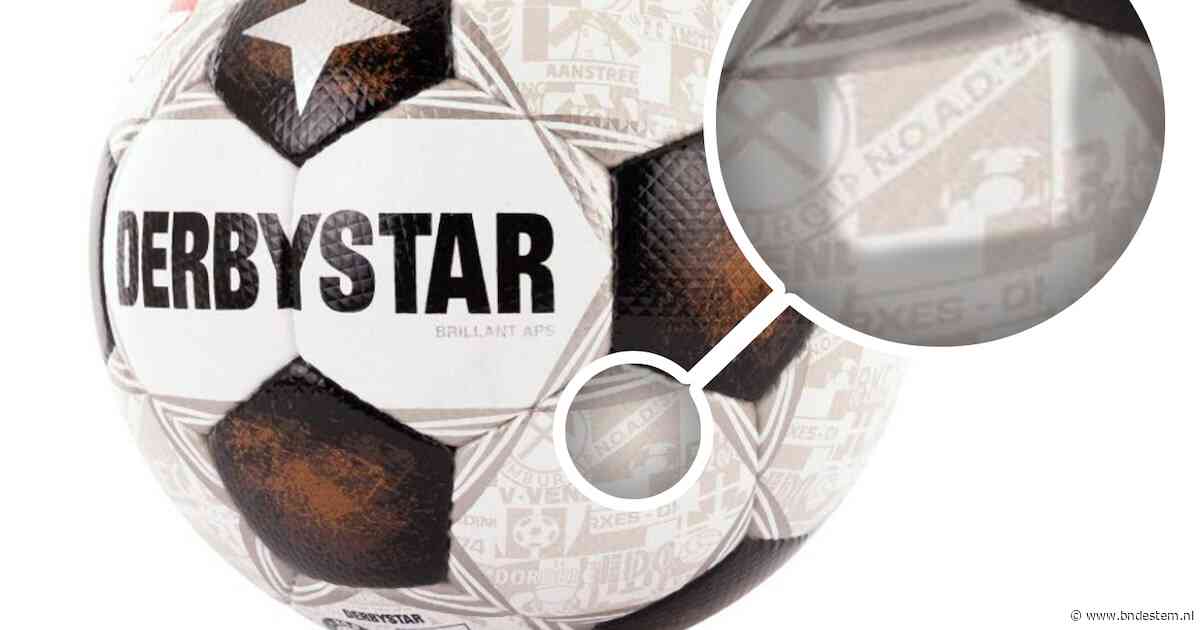 ‘Dat verzin je toch niet?’ Profvoetballers spelen met bal waarop - per ongeluk - logo van Brabantse amateurclub staat