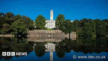 Union announces strikes over university restructure