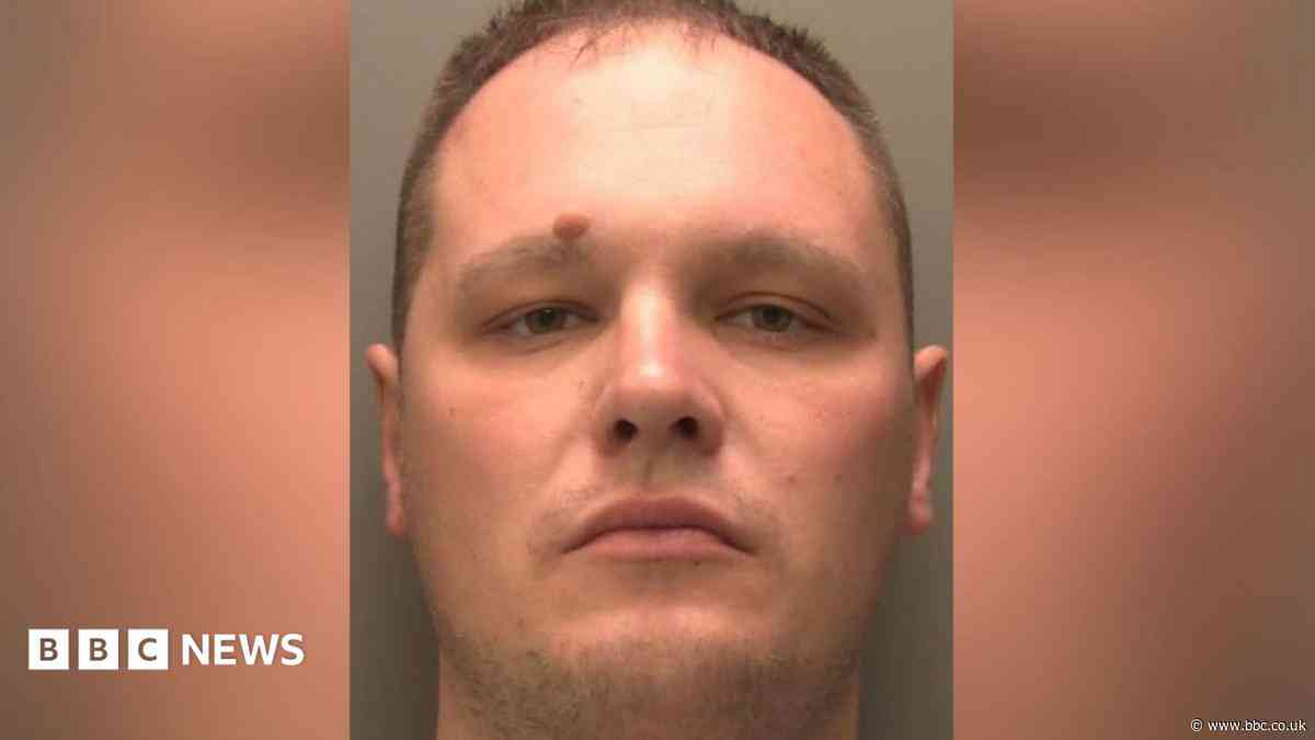 Arsonist jailed after he set fire to multiple cars
