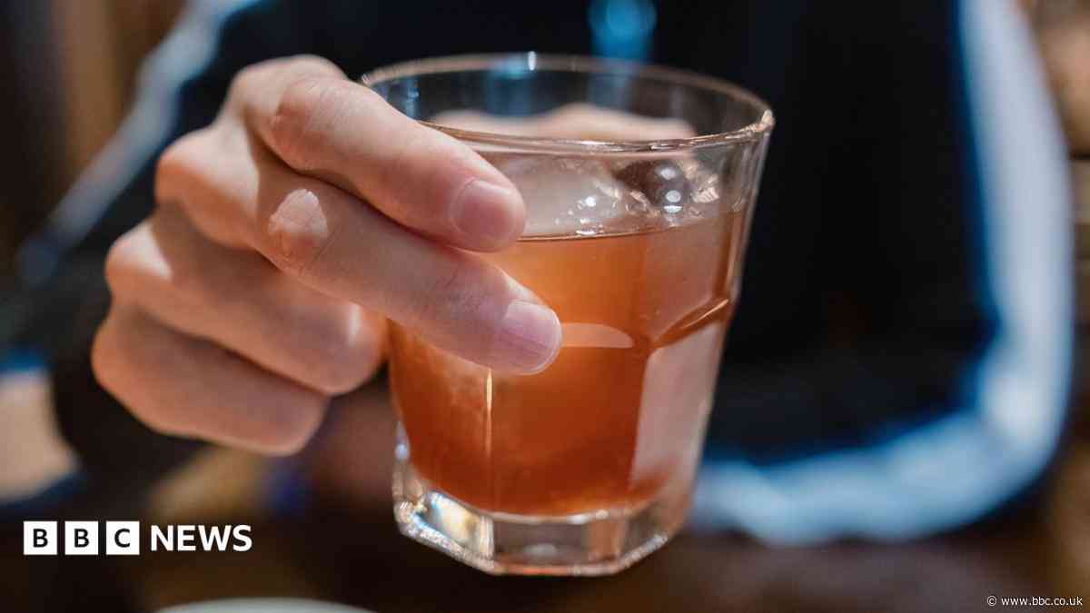 Slimming jab study aims to help alcohol dependency