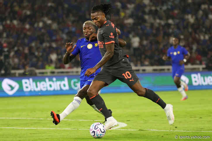 Aston Villa emerge as late contenders for Milan star Rafael Leao