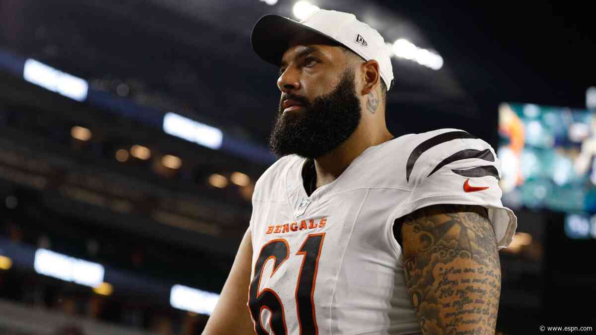 Bengals release O-lineman Ford after 3 seasons