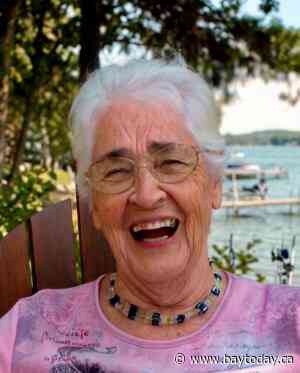CARFAGNINI, Shirley Eloise (Munro)