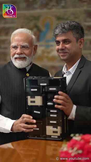 PM @NarendraModi  Met the founders building India's private space sector | #shorts