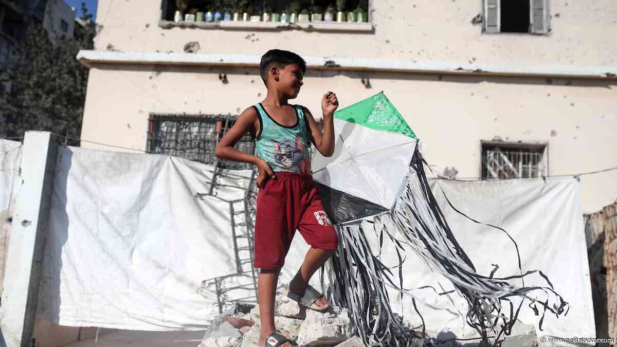 Isra&euml;l waarschuwt voor 'krachtige' reactie op vliegers vanuit Gaza
