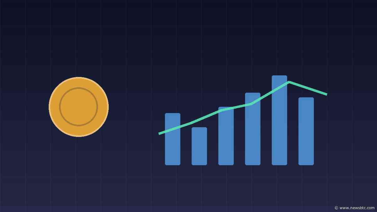 Bitcoin And Ethereum ETFs Add $492M As Inflow Streak Continues
