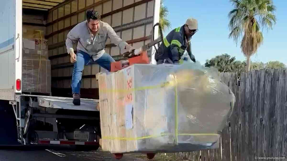 Worst Employees Ever 🤬 Funniest Fails at Work
