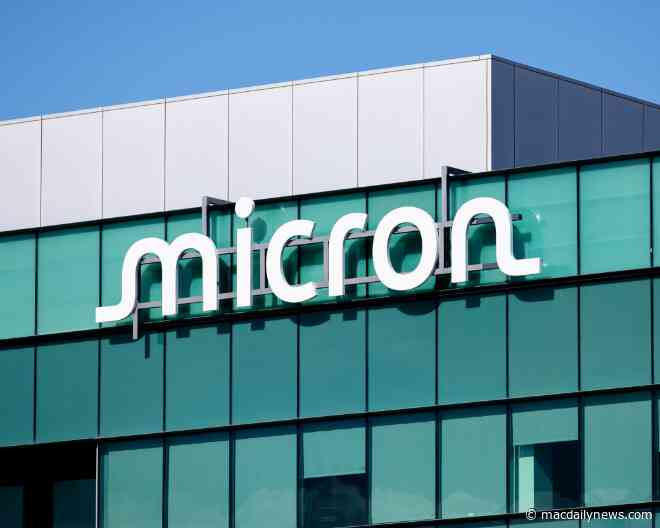 President Trump and Apple cheer Micron’s $10 billion research lab push