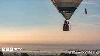 Balloons take to blue skies for annual carnival