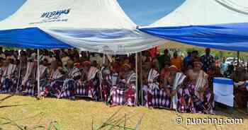 C’River gov threatens to dethrone traditional rulers over communal violence