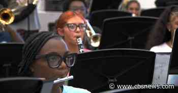 Metro Atlanta marching band invited to perform in 2027 D-Day Memorial Parade