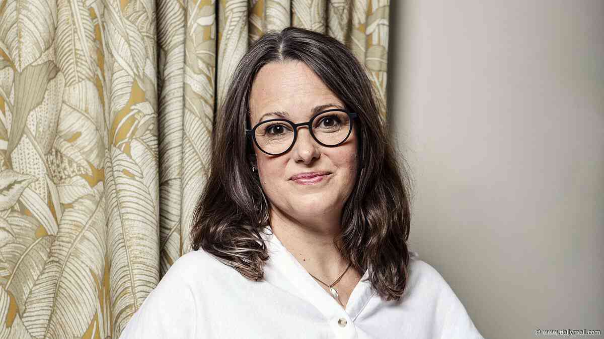 The often-missed condition that mostly strikes women... who get dismissed as 'anxious and hysterical': Hannah suffered from agonizing knees, while others get teeth pain or even IBS. Now we reveal signs you may have it