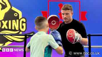 Boxing scholarship gives students fighting chance