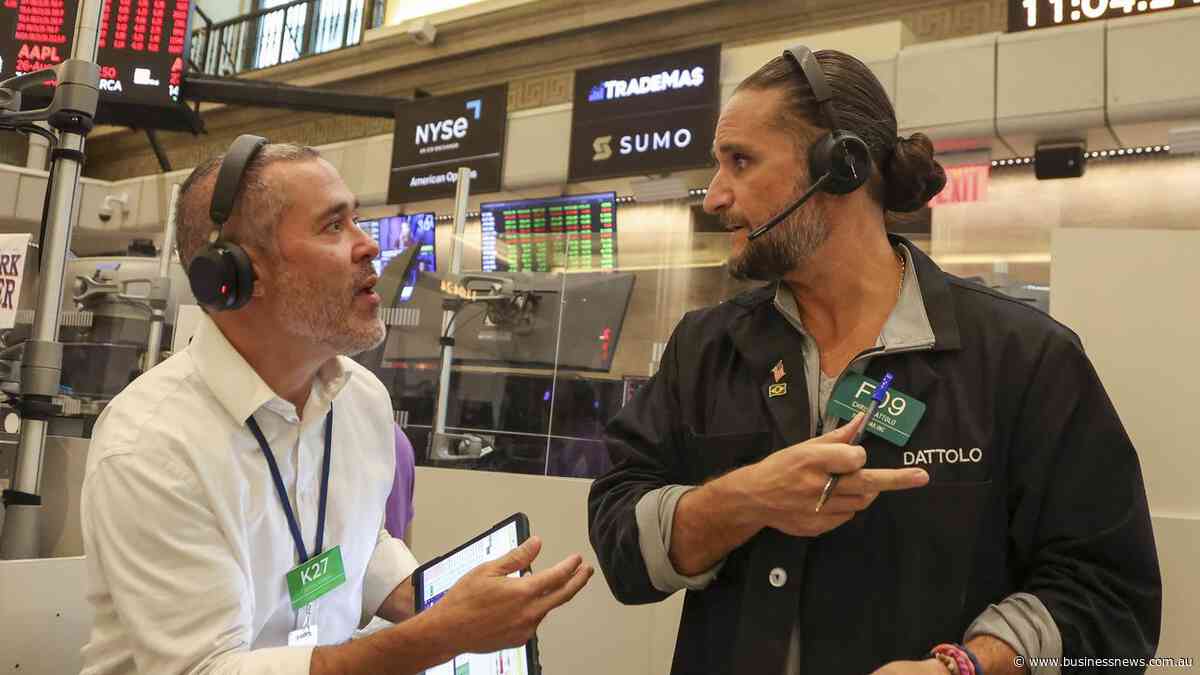 Wall Street ends mixed as investors weigh Iran moves