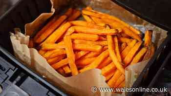 Make frozen oven chips tastier and crispier with a five-minute homemade mix