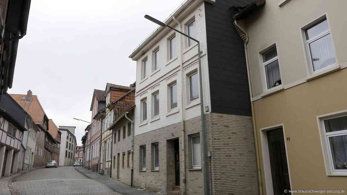 Immo-Schnäppchen! Wohnung oder Reihenhaus in Helmstedt günstig ersteigern