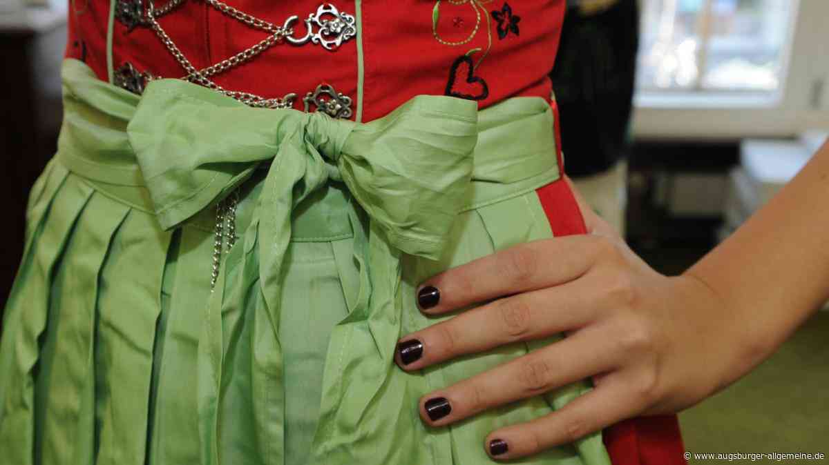 „Wir werden heuer viele Maxi-Dirndl sehen“: Diese Trachten sind auf Plärrer und Wiesn angesagt
