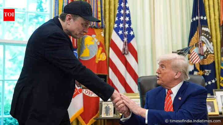 Trump’s SpaceX stake: US President invested up to $50,000 in Musk’s company - report