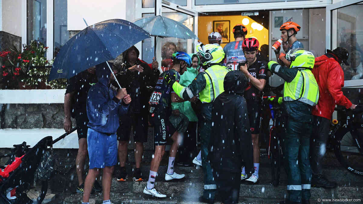 Vuelta-renners danken schuilhotel tijdens hagelstorm met goede reviews, fans tonen creativiteit: ’Mooie ruil met Pogacar’