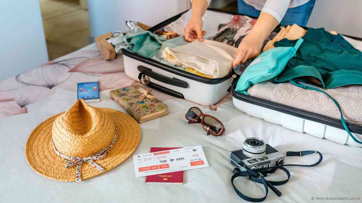 Avoid airport excess baggage fees with woman's handy £6.50 method